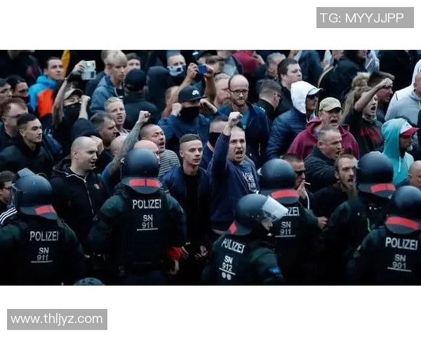 德国足球球星因敬纳粹礼引发争议事件分析与社会反响探讨 德国足球球星因敬纳粹礼引发争议事件分析与社会反响探讨